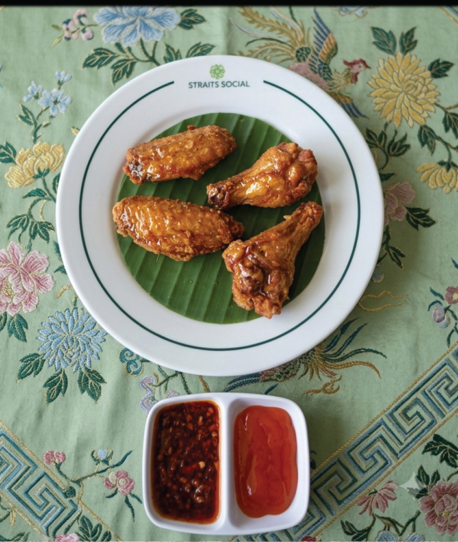Melaka Style Chicken Wings with two dipping sauces